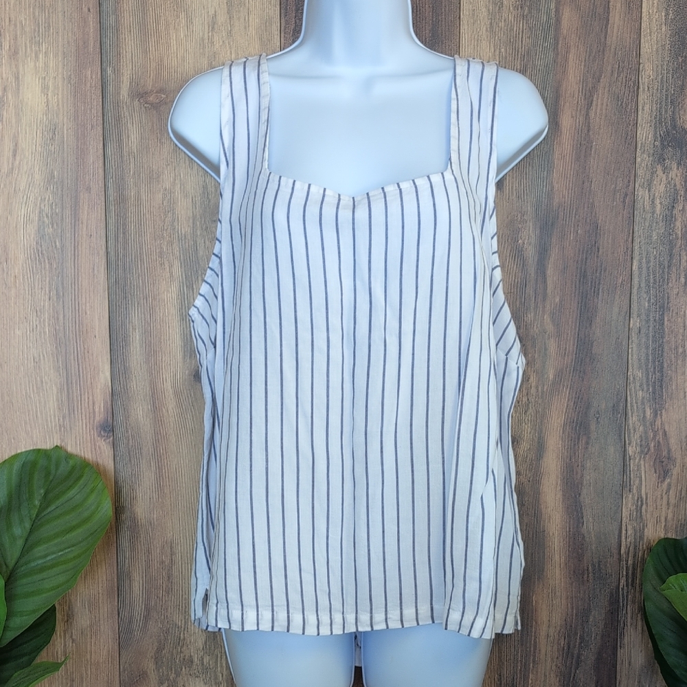 Time and Tru White and Blue Striped Button Back Tank Top NWT XXXL   W207